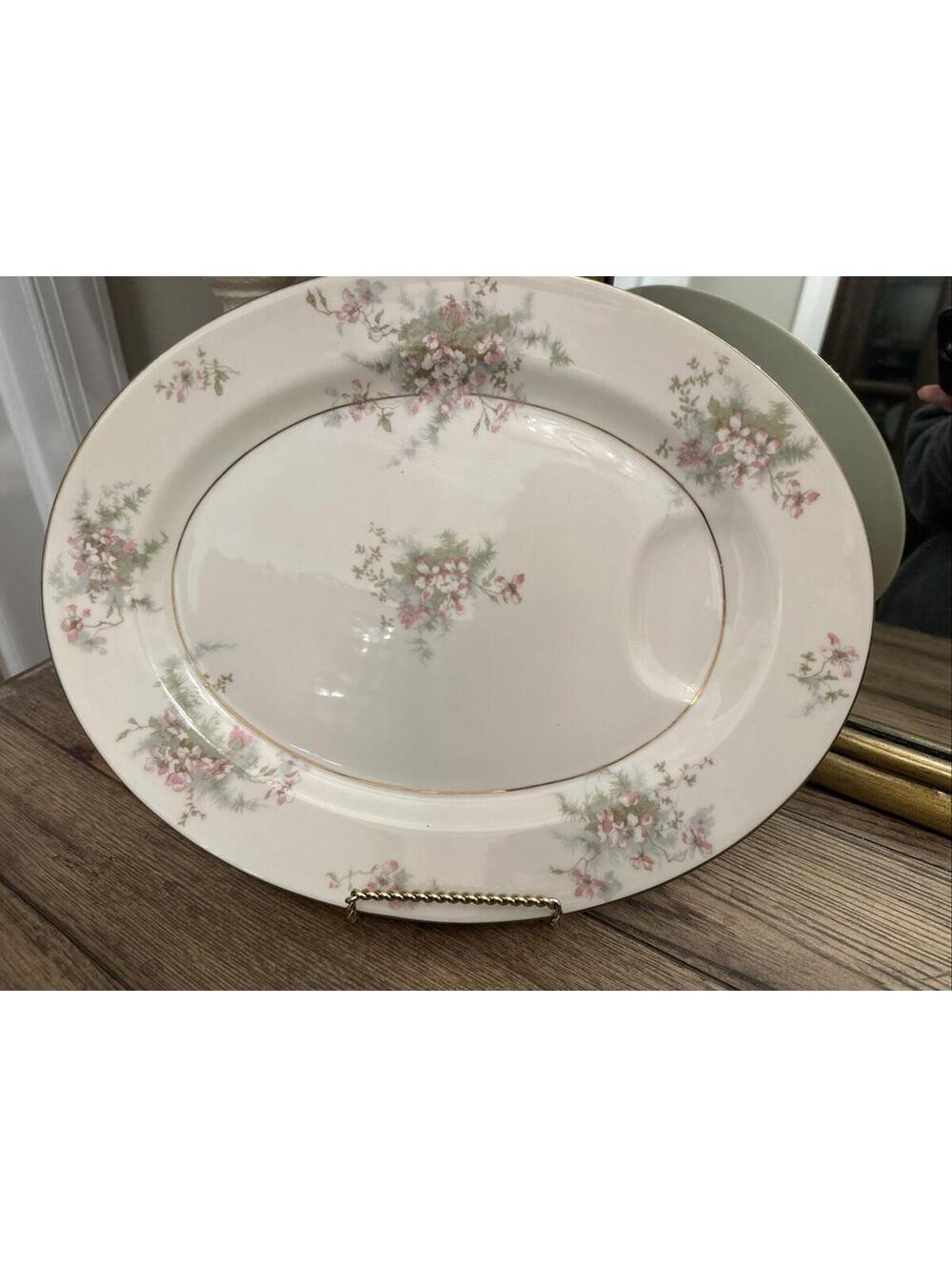 Theodore Haviland New York Apple Blossom 14″ Oval Platter w/ Juice Groove